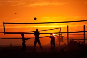 alumni-event-vollyball-after-dark