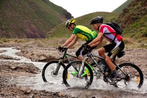 alumni-event-biking-guys
