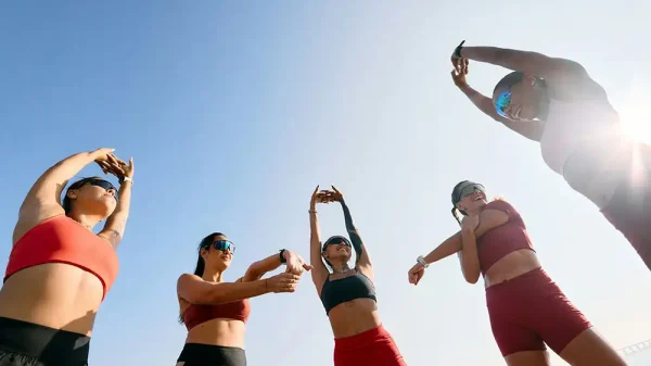 women doing some exercises as part of their addiction treatment in orange county california